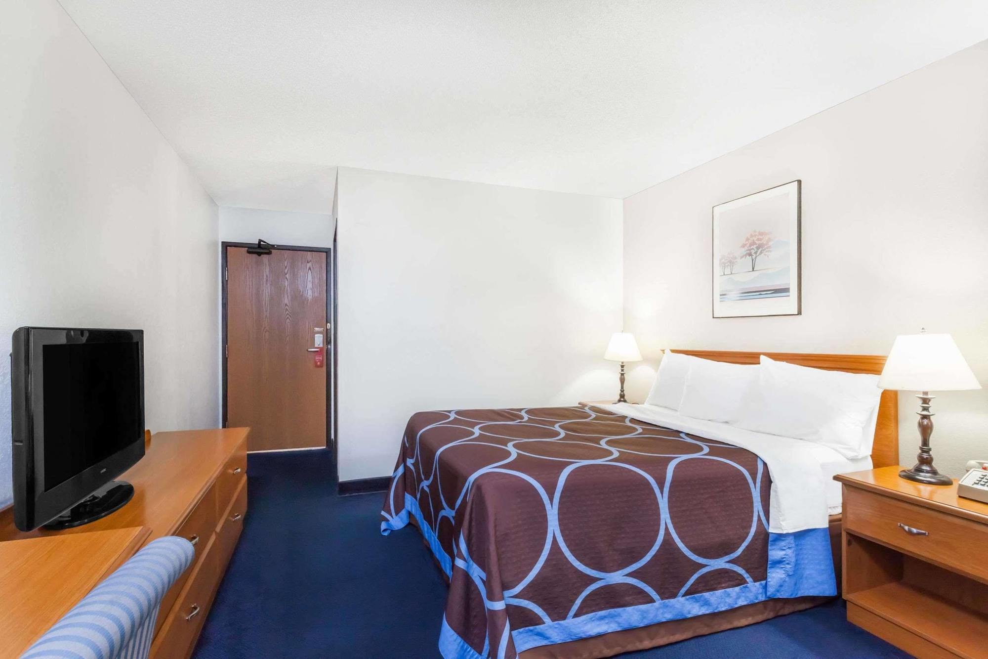 Super 8 By Wyndham Montgomery Maybrook Exterior photo